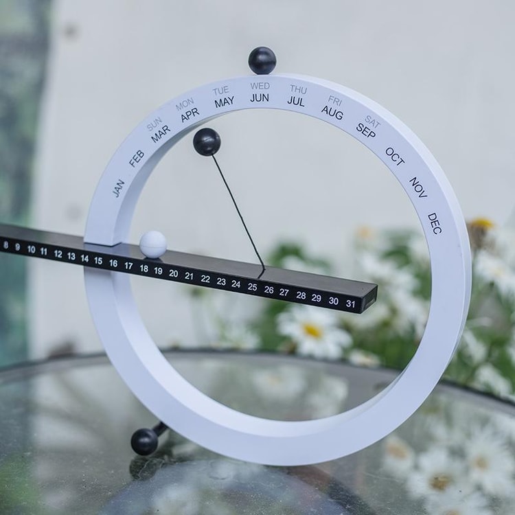 Creative Perpetual Calendar Desk Calendar Home Decor Ornament