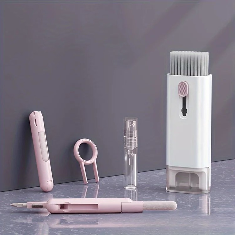 7 in 1 Portable Tech Cleaning Kit